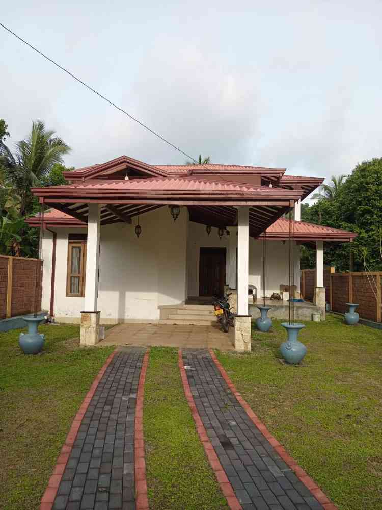 House for sale in mirigama