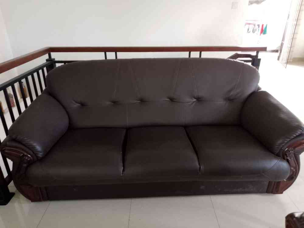 Damro leather sofa