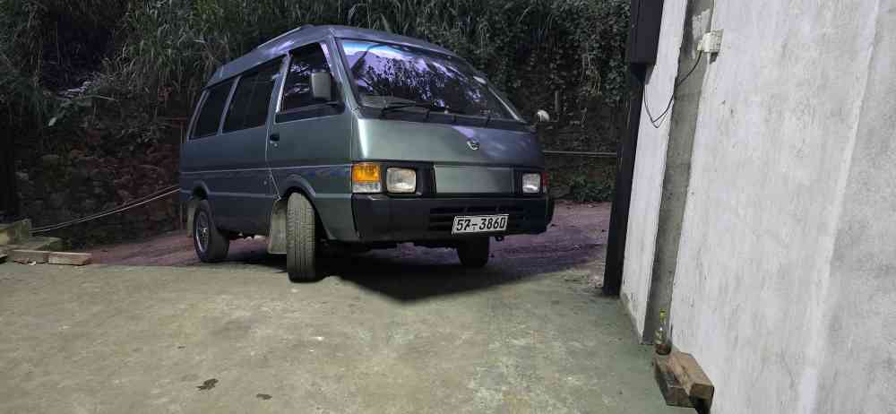 Nissan vanette