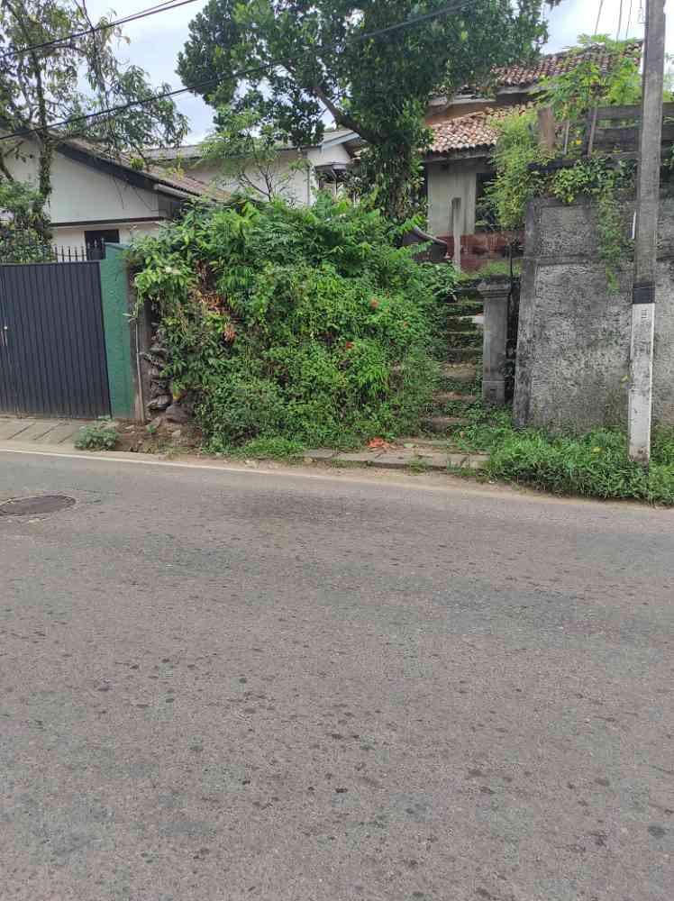 Land for sale in angoda
