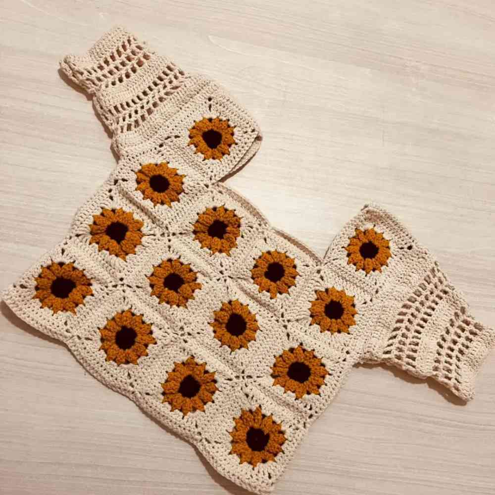 Crochet sunflower crop top