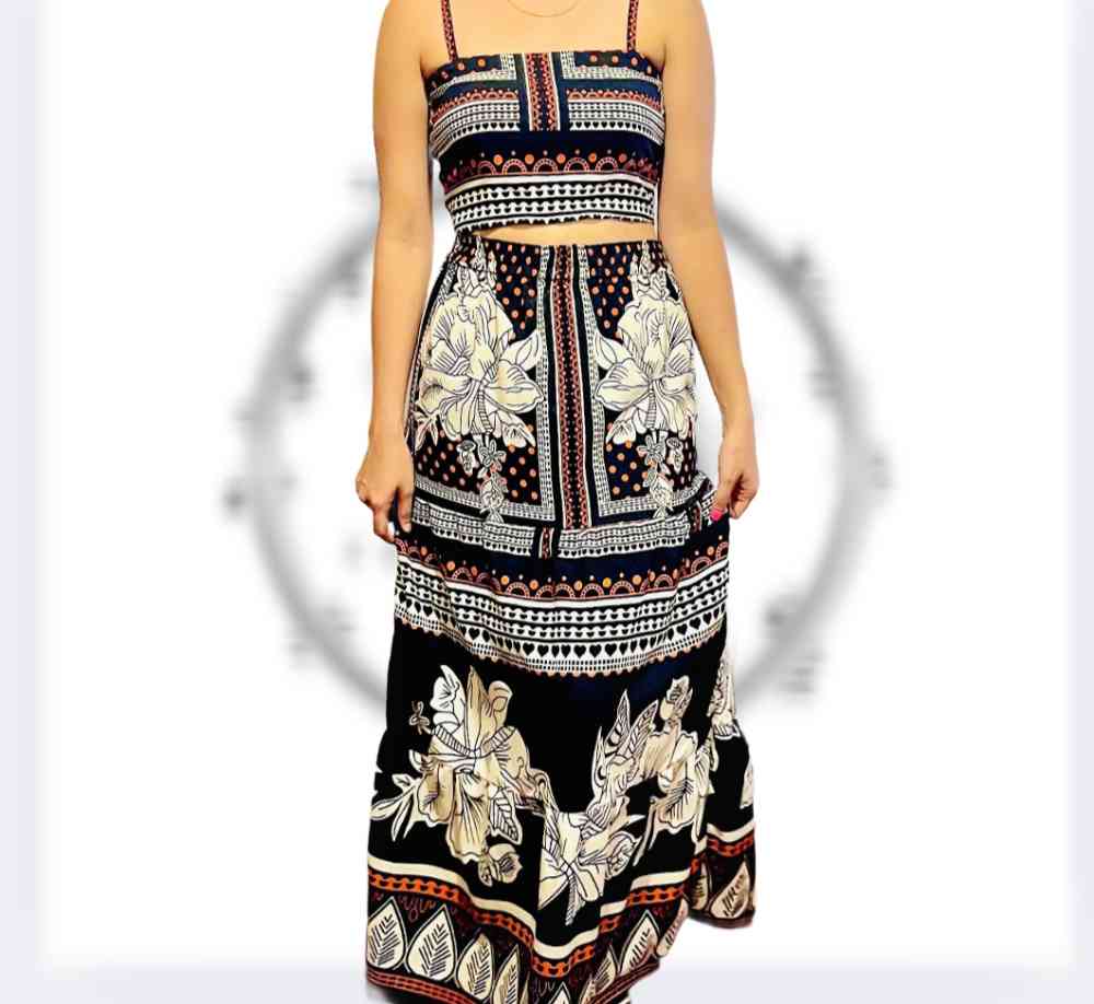 Long skirt and crop top