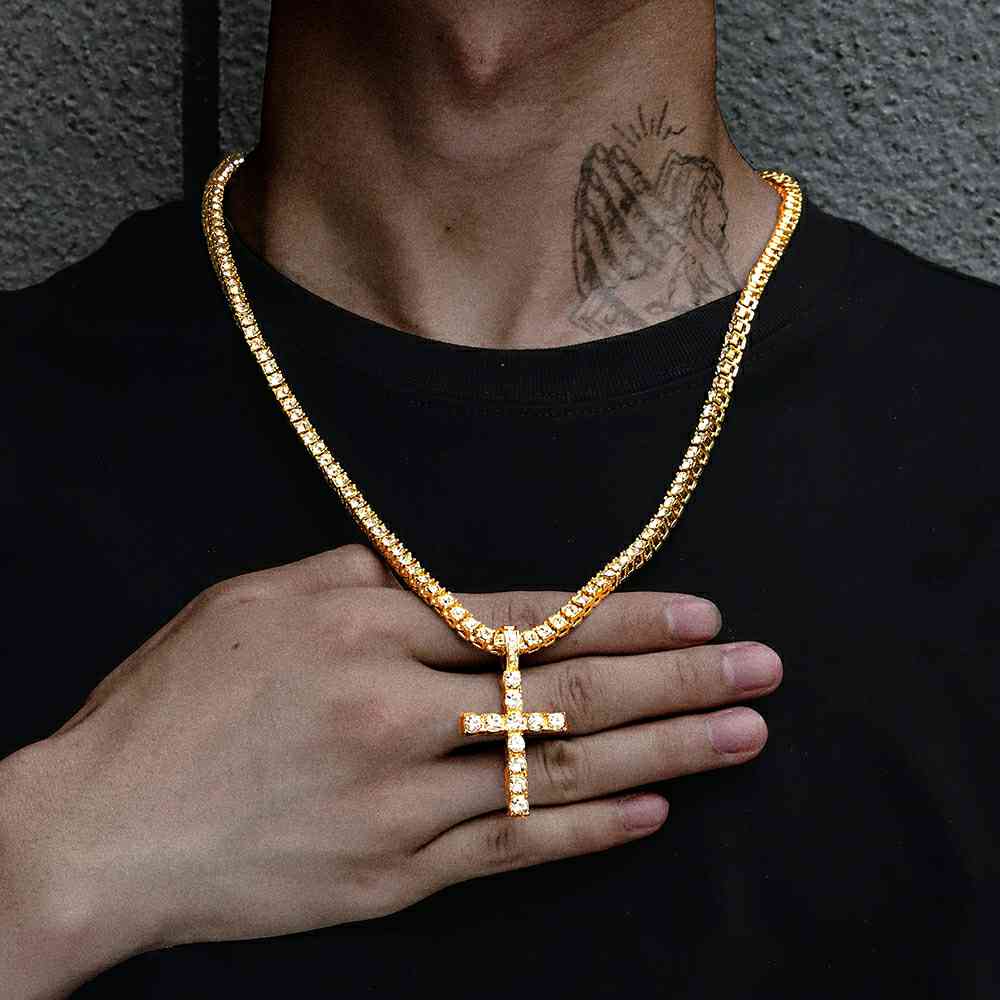 Men's necklace and pendant