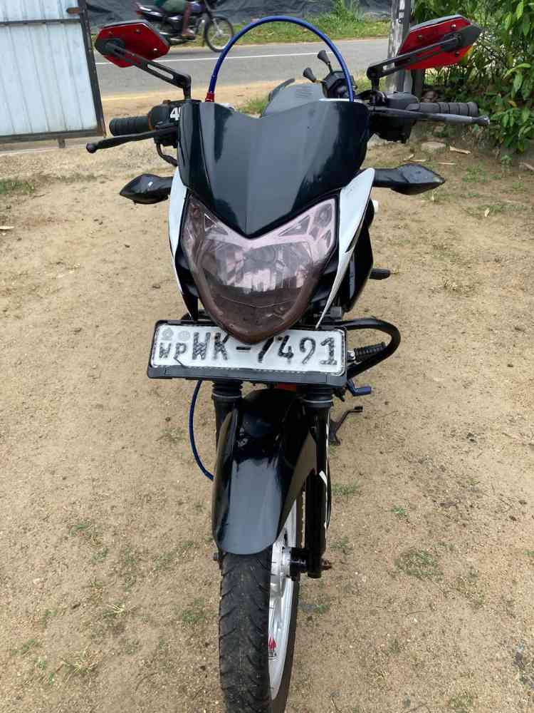 Bajaj pulser 135
