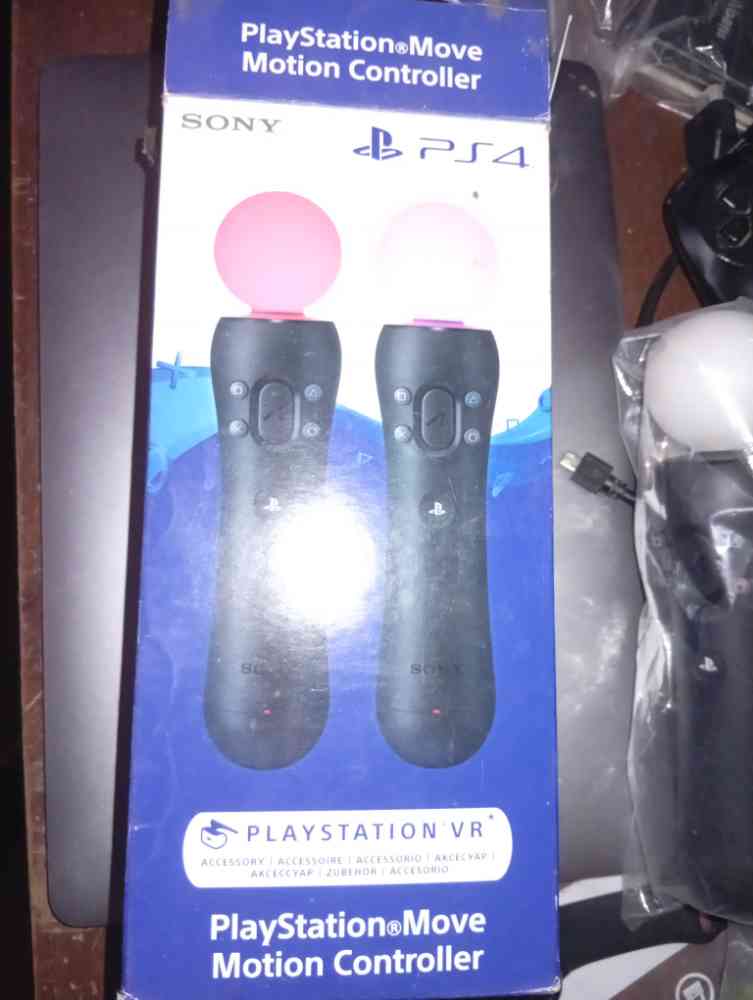 Playstation vr motion controllers