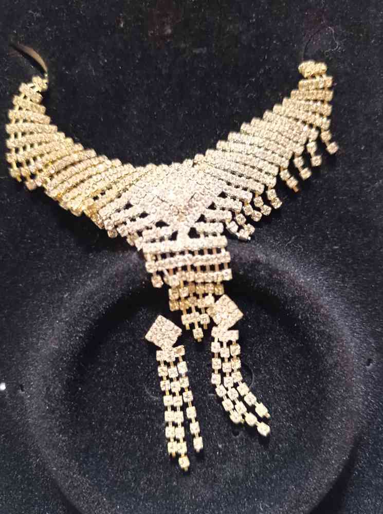 Necklace and earrings
