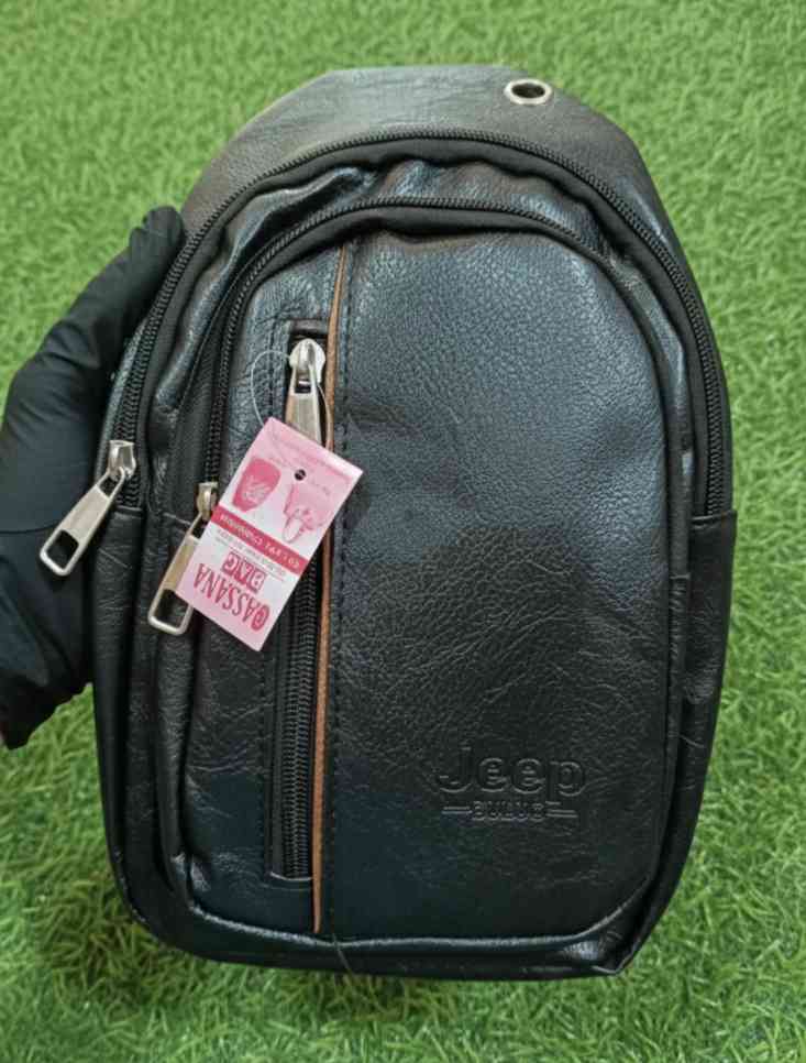 Gent's crossbody bags