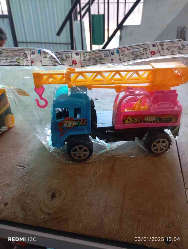 Dump truck