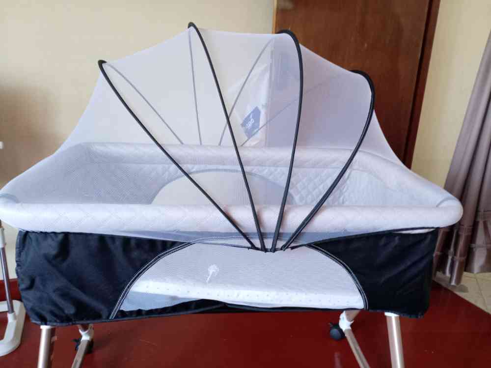 Baby cot 3 in 1