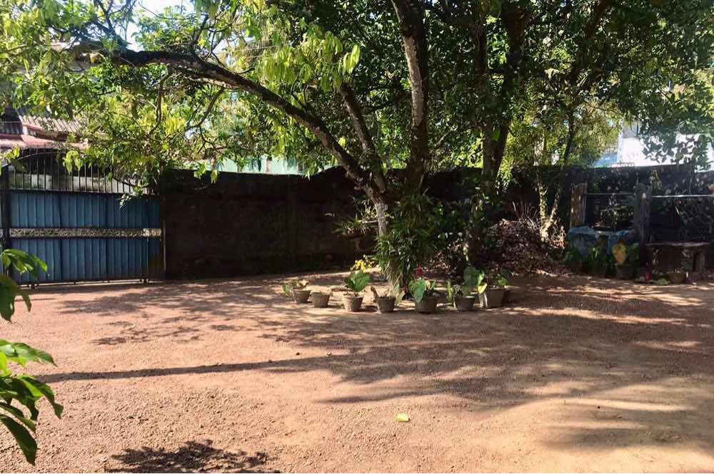 Land with a house in kesbewa