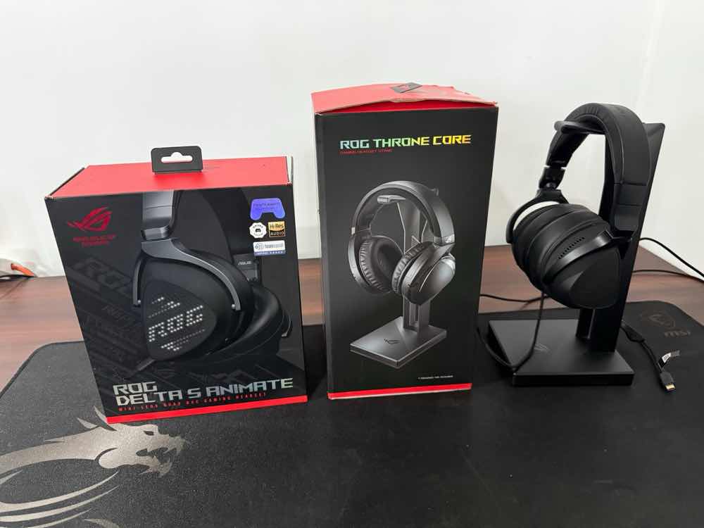 Asus ROG delta S animate gaming headset