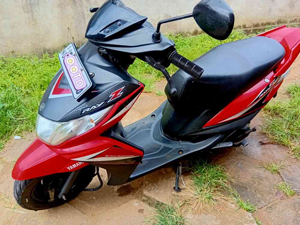 Yamaha ZR Ray