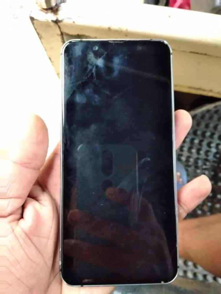 Aqous smart phone
