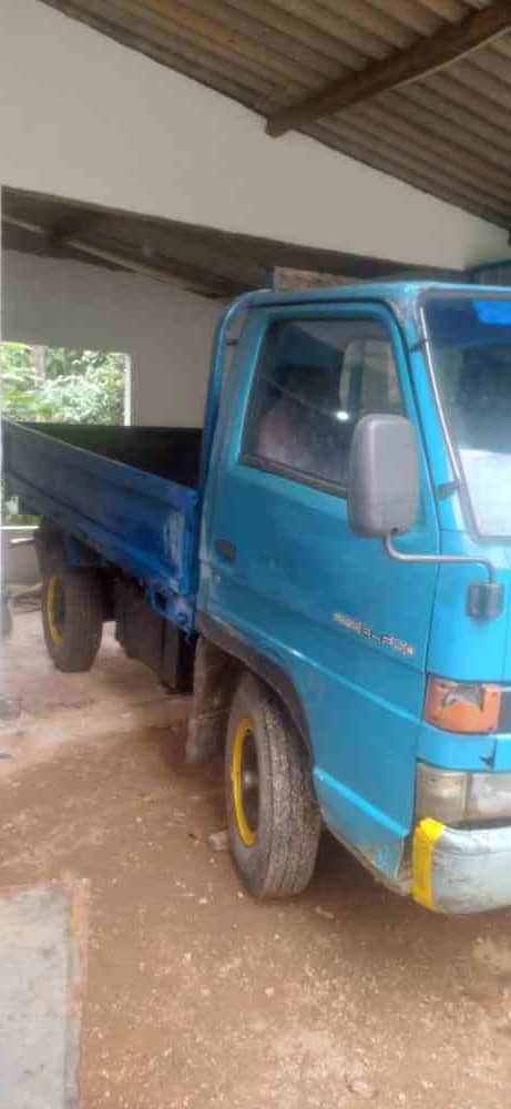 Isuzu 150 elf