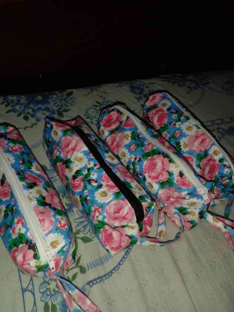 Pencil purse