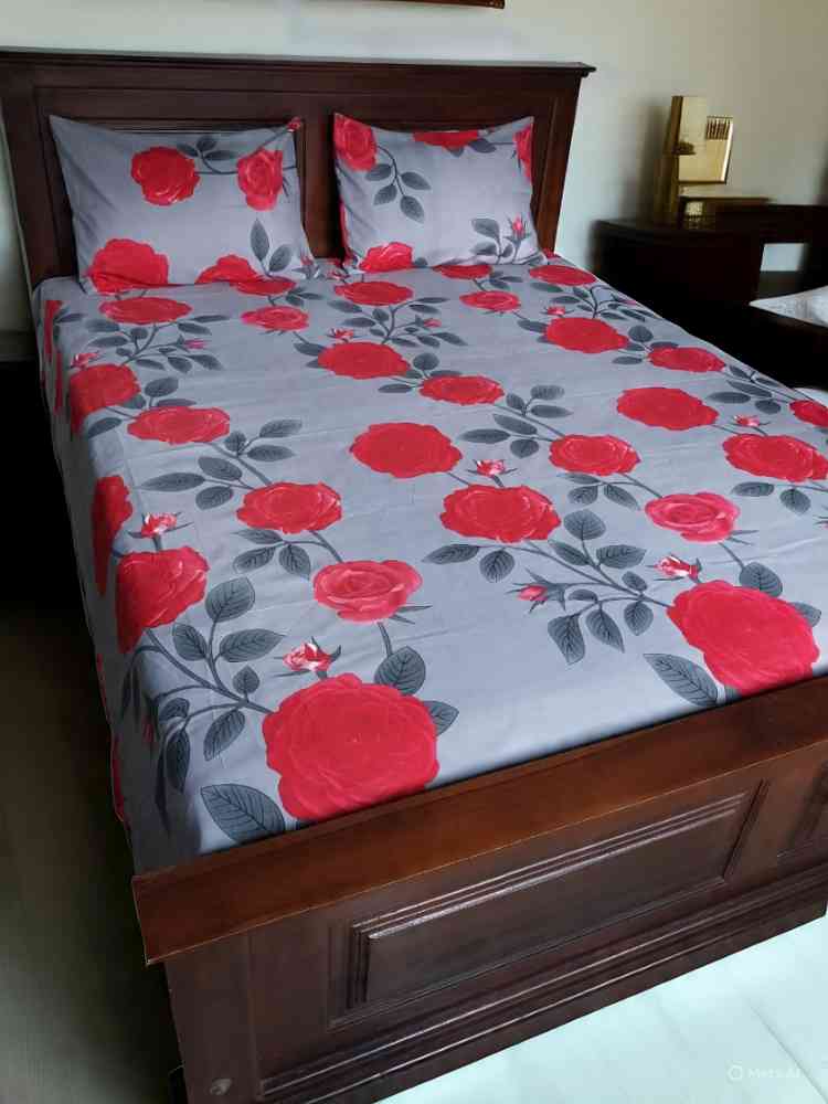 Twill cotton bed sheet