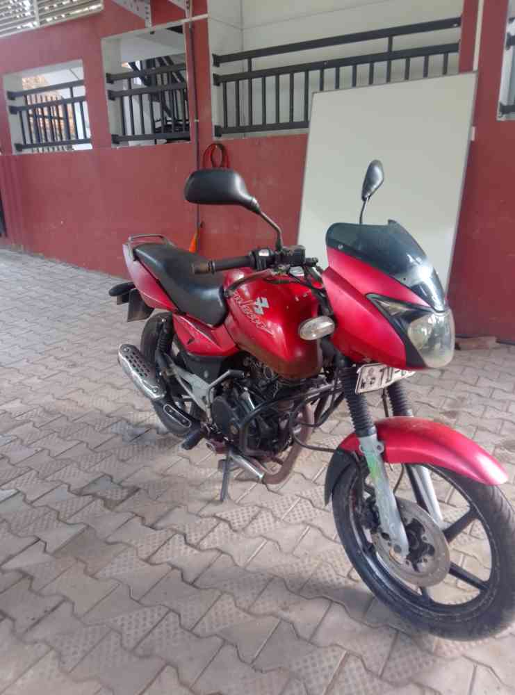 Pulsar 180