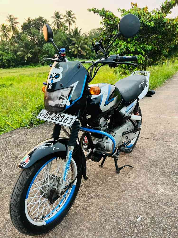 Bajaj CT100 2014