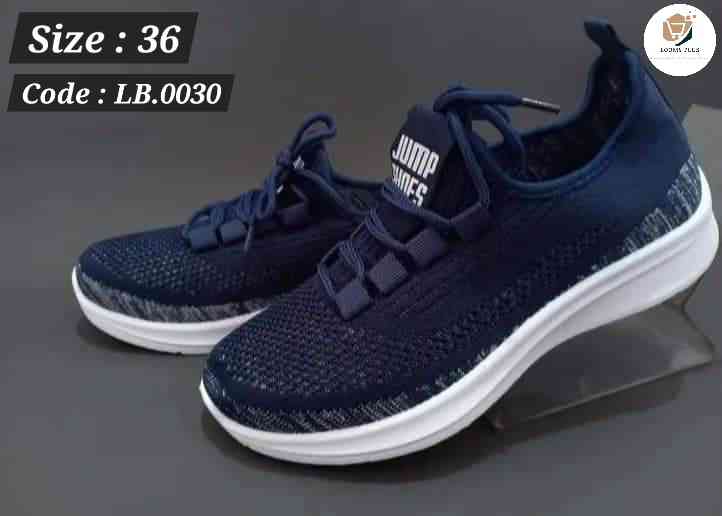 Ladies shoes