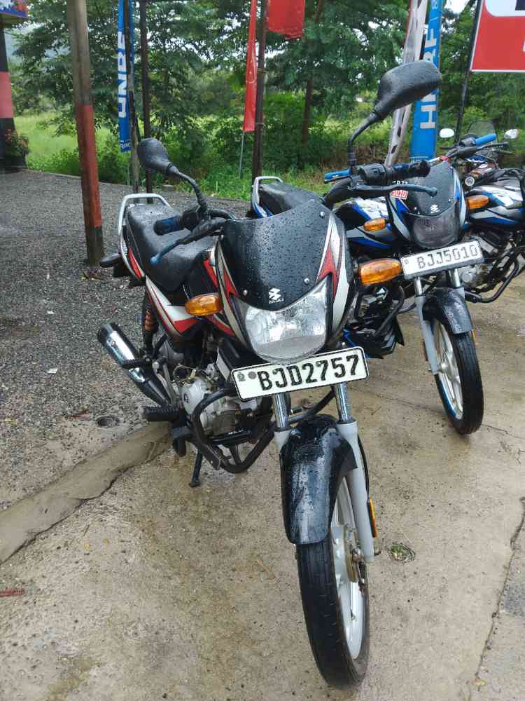 Bajaj CT100