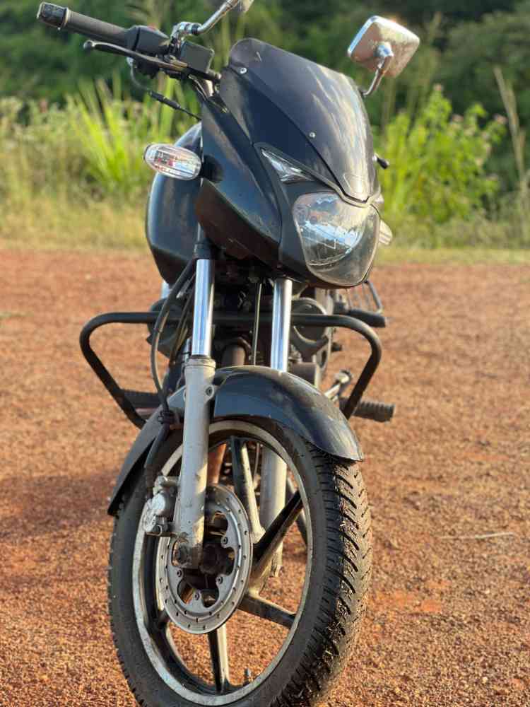 Pulsar 180