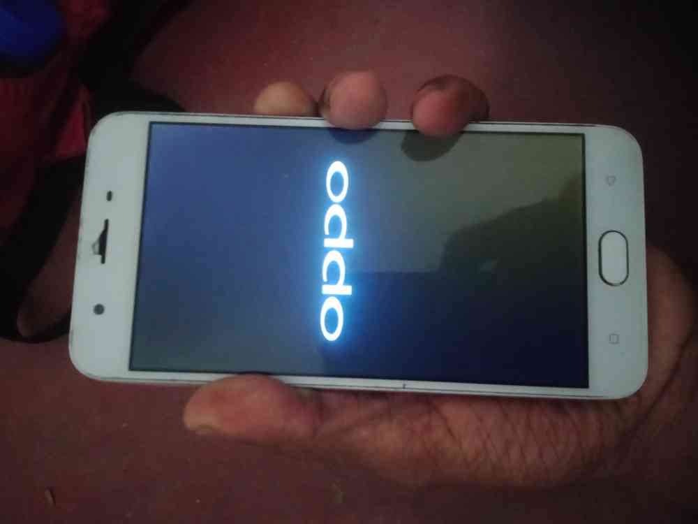 Oppo a57