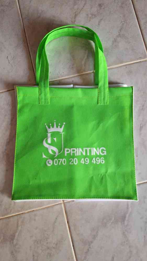 Cake bags