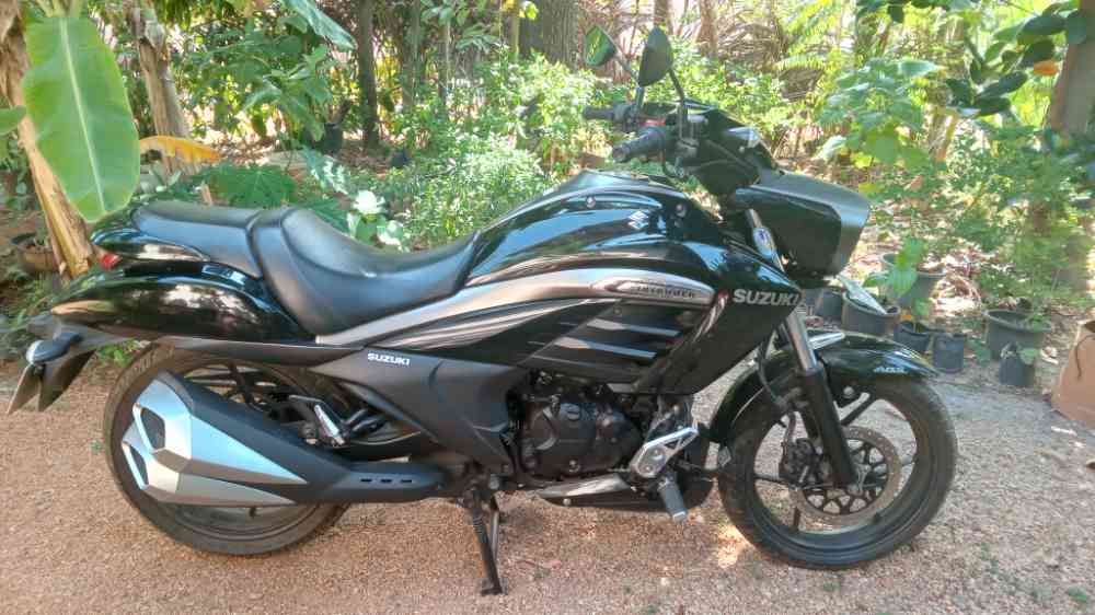 Suzuki Intruder 154