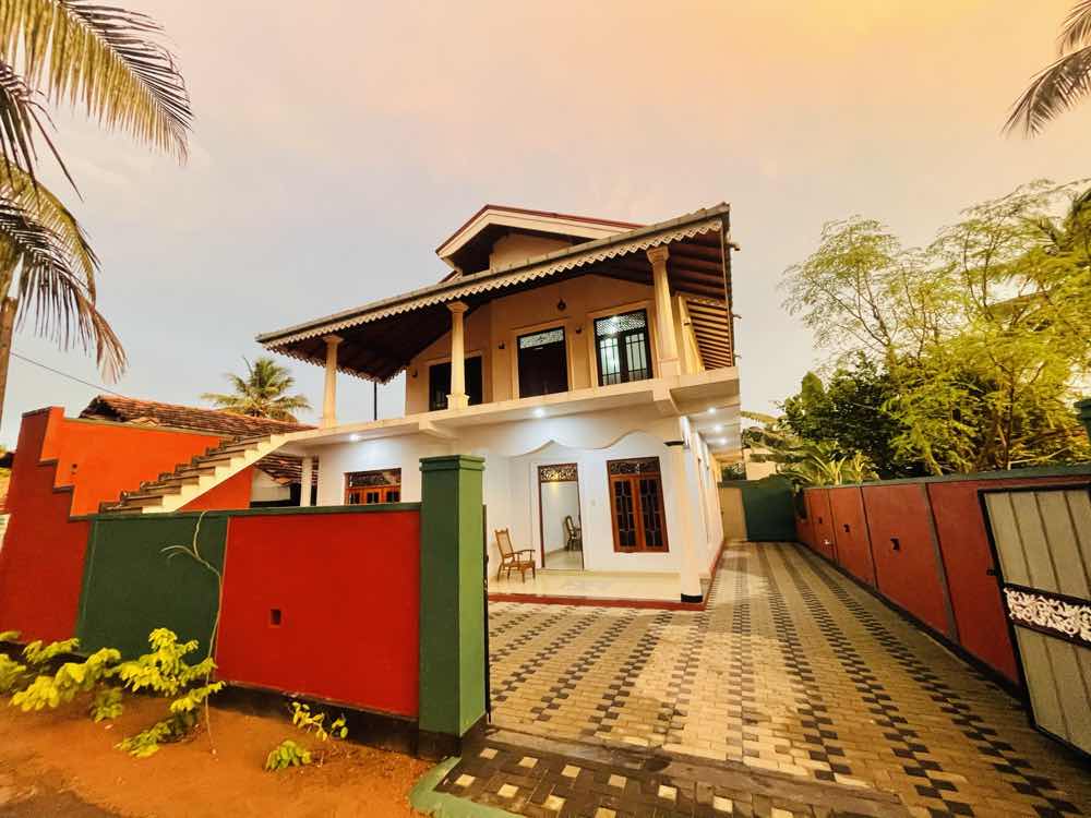 House for sale in wennappuwa