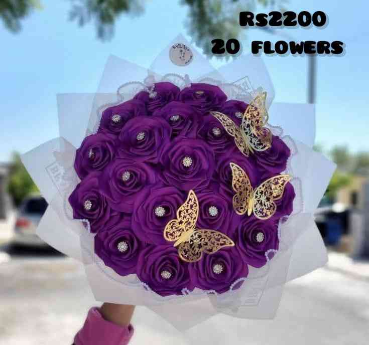 Artificial flowers & flower bouquet
