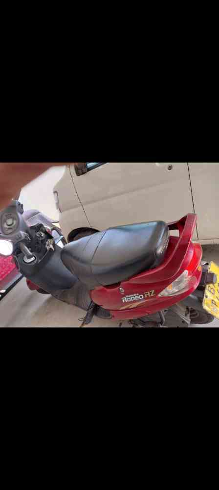 Mahindra scooter