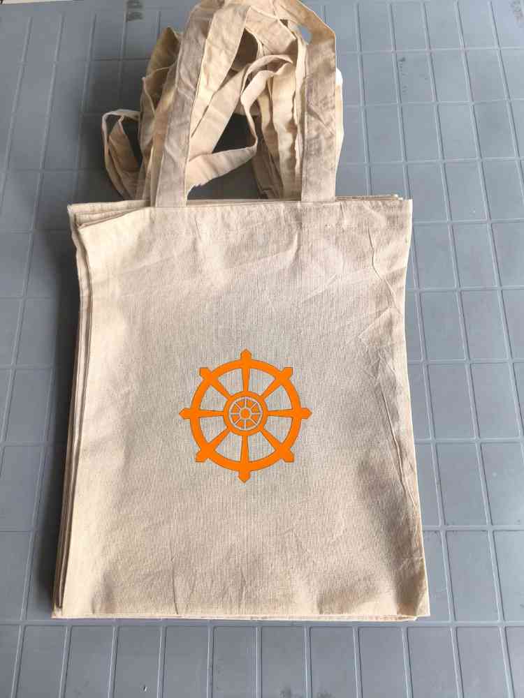 Printed linen tote bags