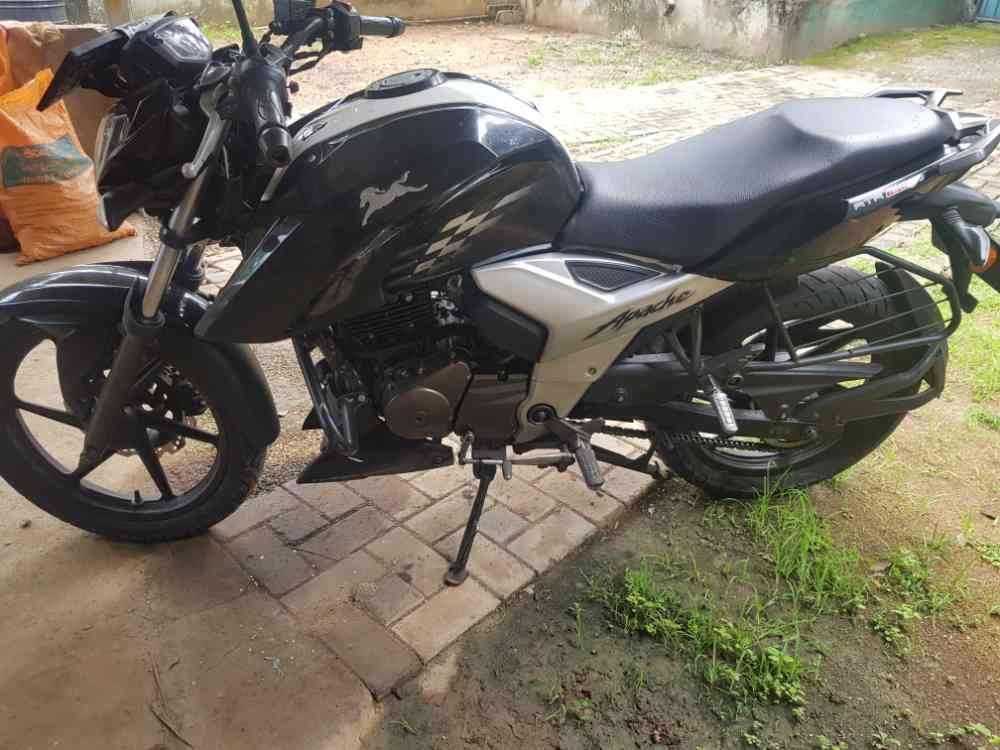 Apache rtr 160 4v