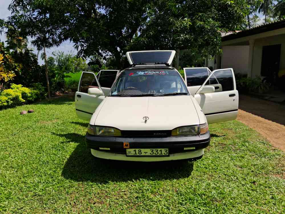 Toyota carina