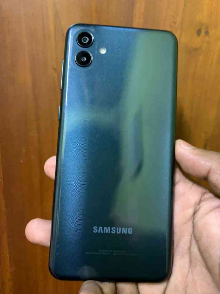 Samsung galaxy A04