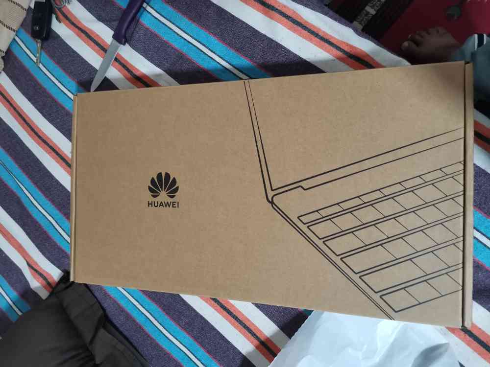 Huawei mate book d15 i3