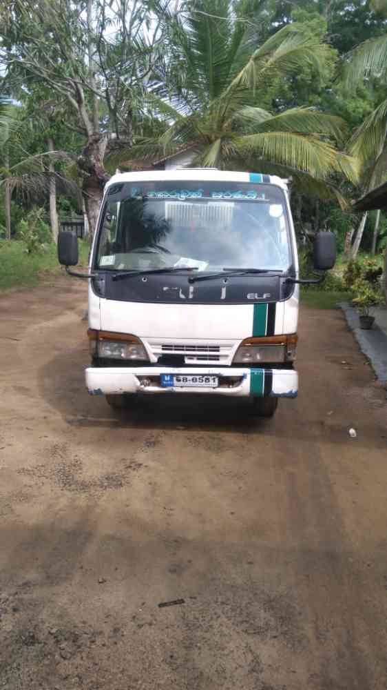 Isuzu ELF