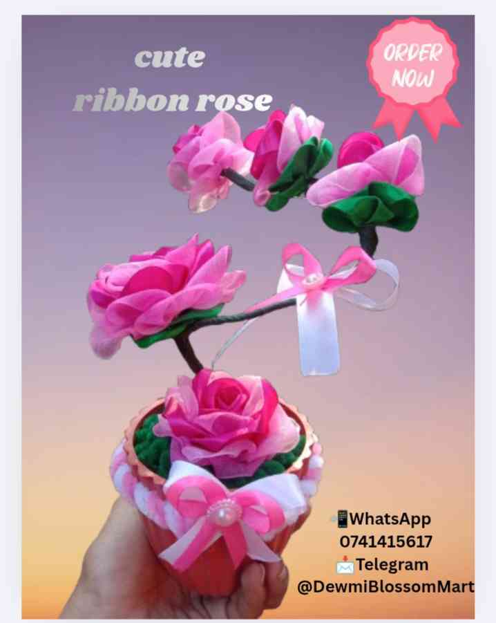 Cute ribbon flower pot