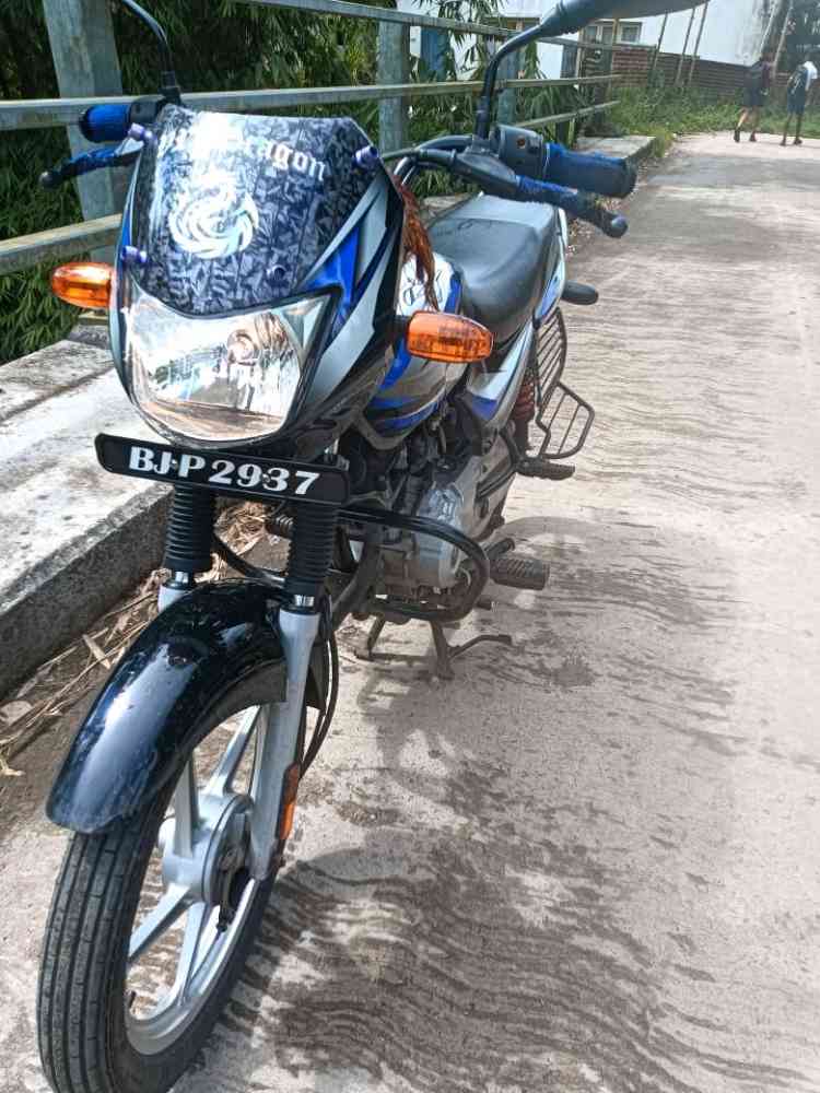 Bajaj CT100