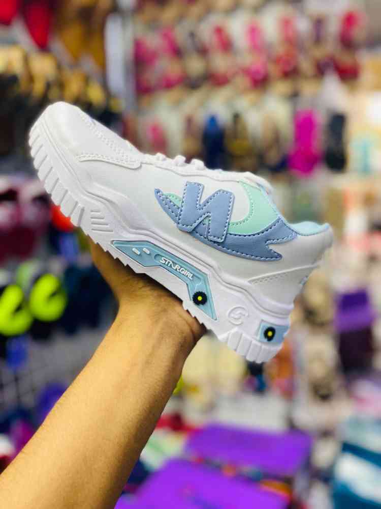 Ladies chunky shoes