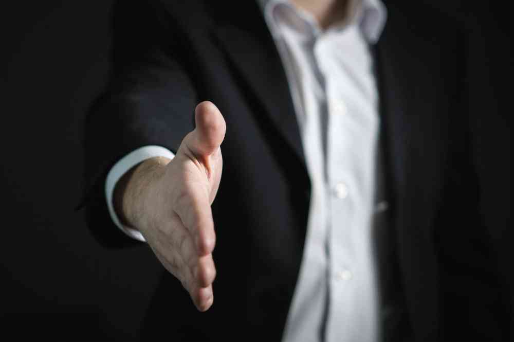 Sales vacancies for men