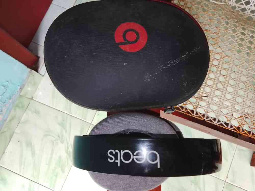 Beats studio head phones original