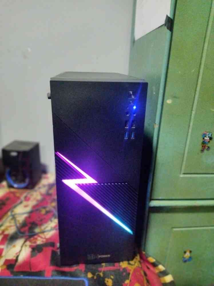 Side glass gaming casing