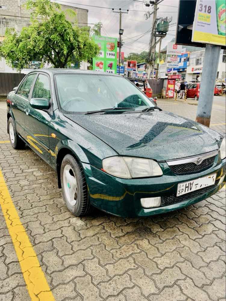 Mazda familia