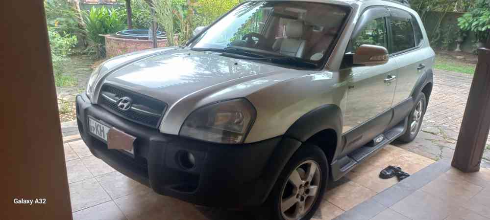 Hyundai tucson 2004