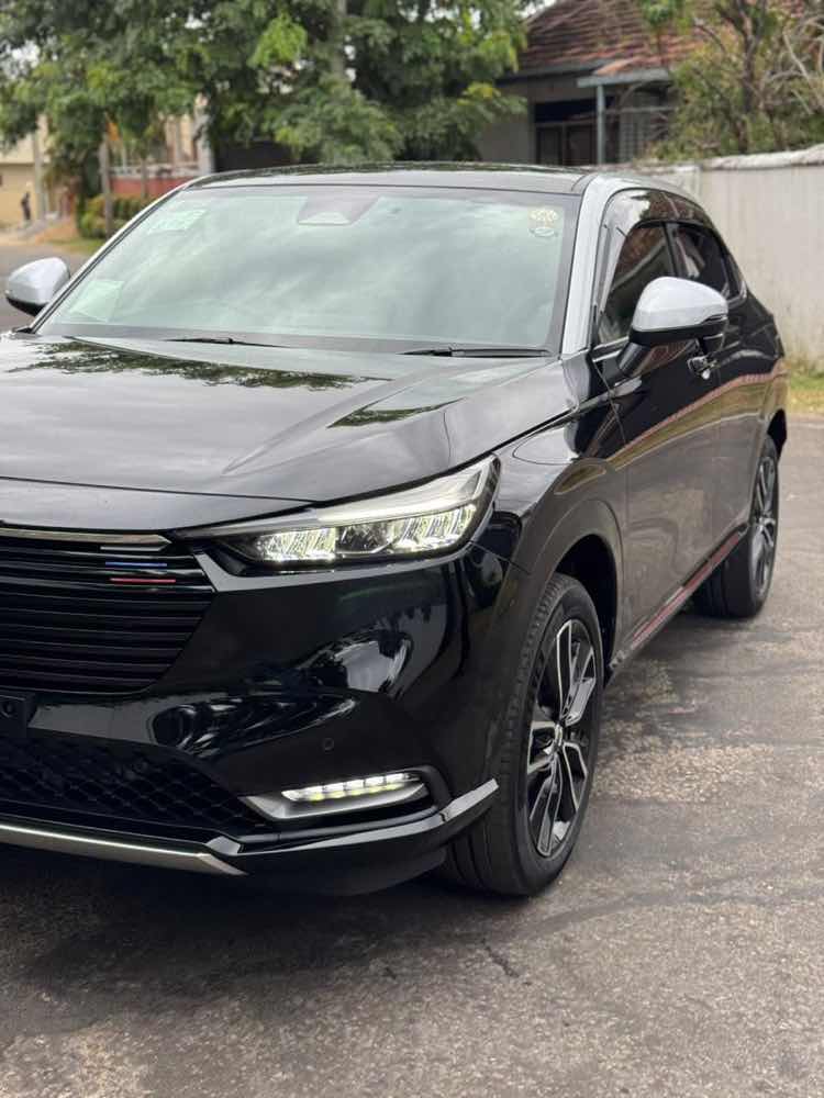 Honda vezel z play moonroof 2024