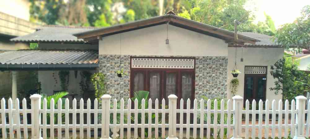 House for sale in ganemulla