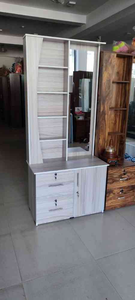 Melamine dressing table