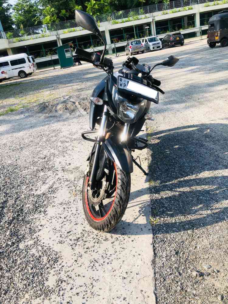 Apache RTR 200
