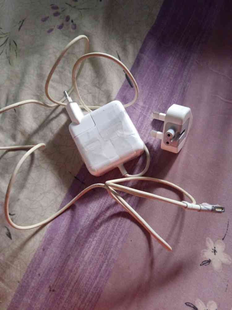 Macbook air charger